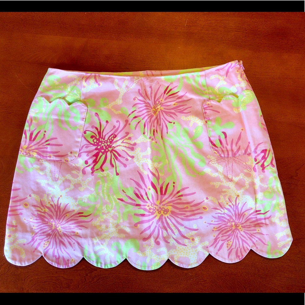 Lilly Pulitzer skort - size 4